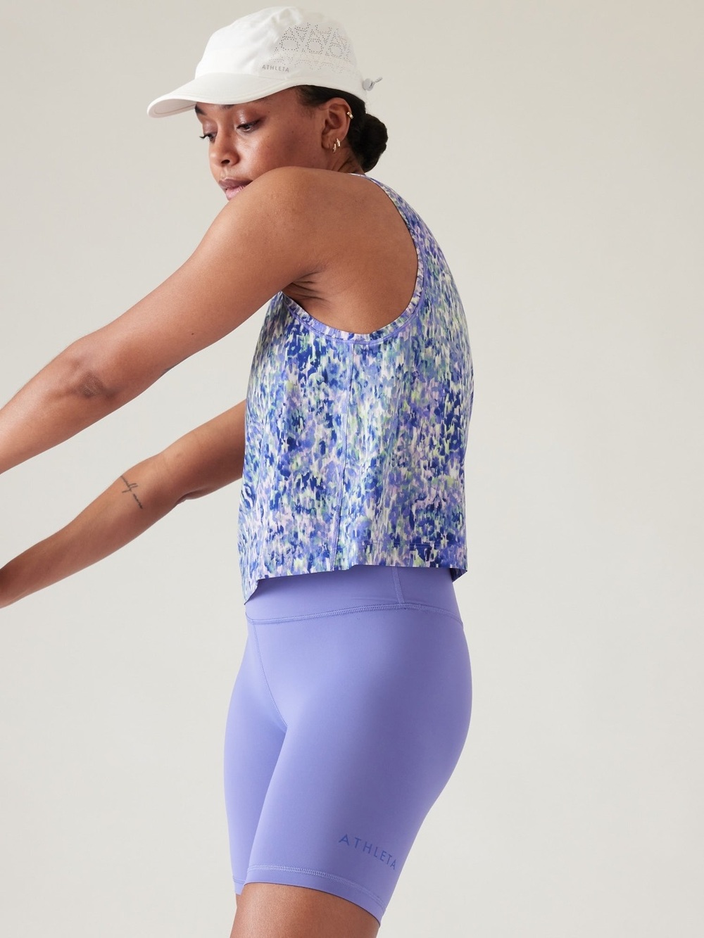 NEW! Athleta Ultimate Muscle Tank Top Crew Neck Purple Medium - Picture 12 of 12